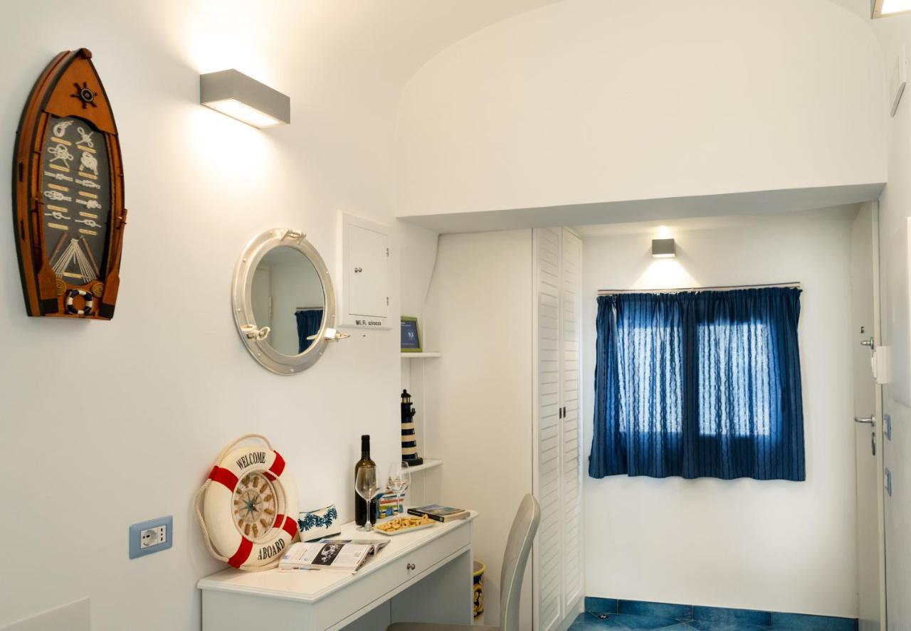 Apartamento Scirocco - Amazing Flat With Terrace In The Center Amalfi Exterior foto